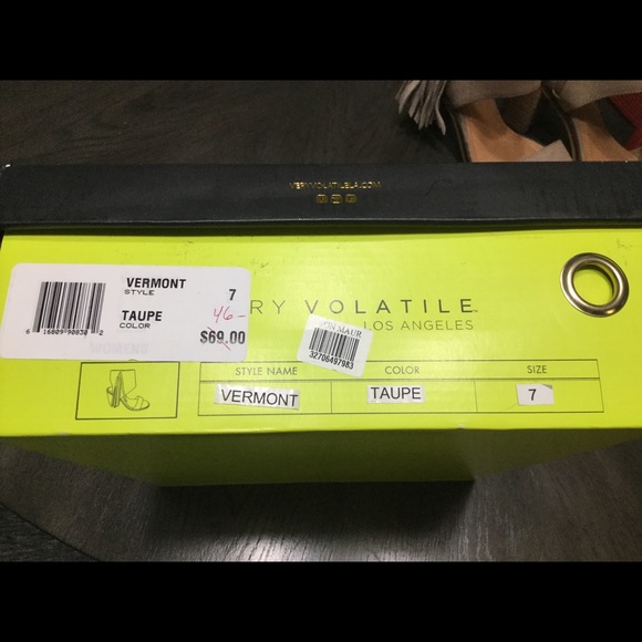 Chunky tassels Heel - Picture 7 of 7